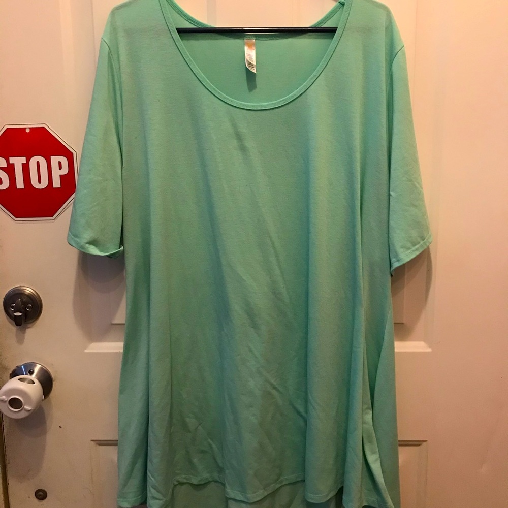 Lularoe Perfect T-Shirt